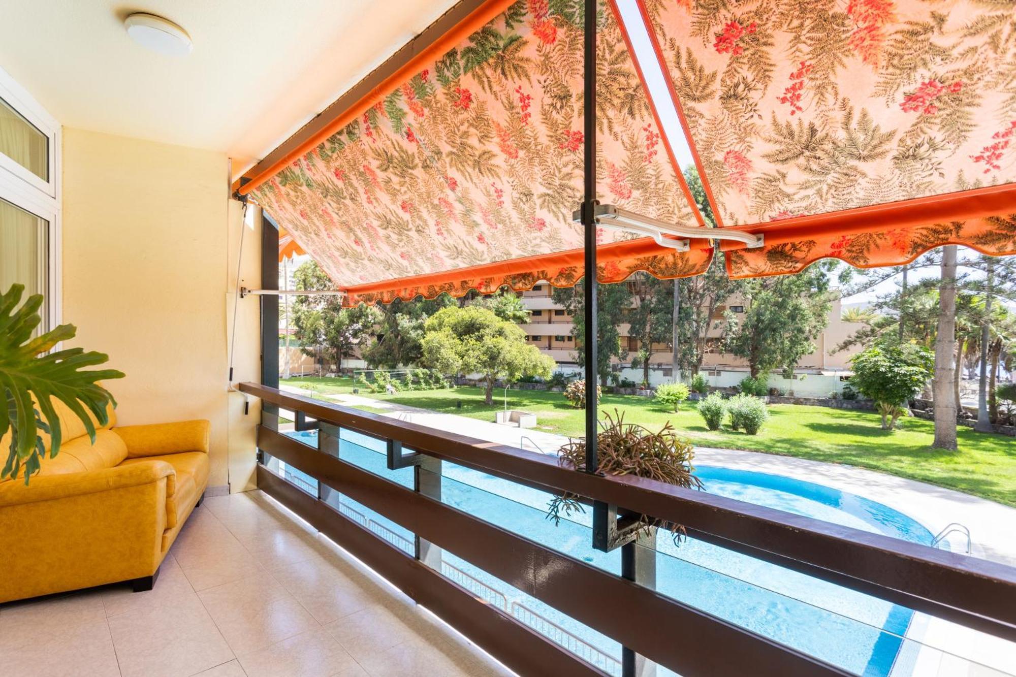 Classbnb - Seafront Apartment At Las Vistas Beach Arona  Exterior photo