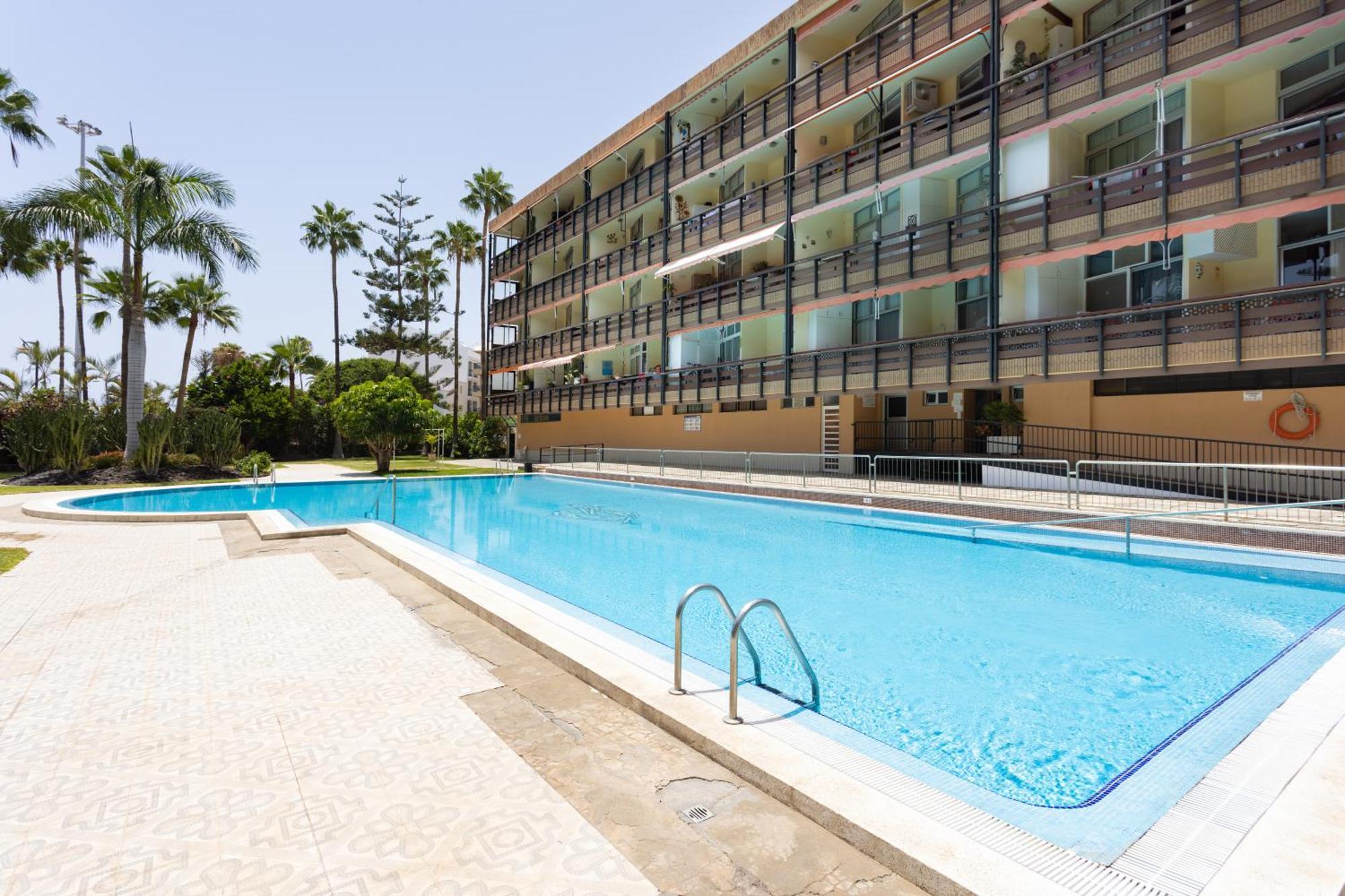 Classbnb - Seafront Apartment At Las Vistas Beach Arona  Exterior photo